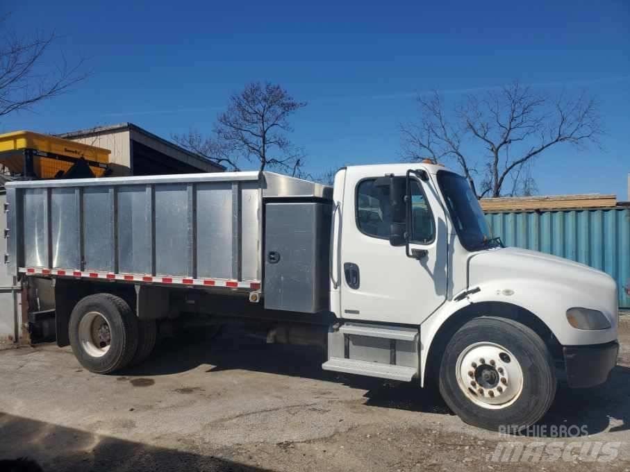 Freightliner M2 Lastbiler med tip