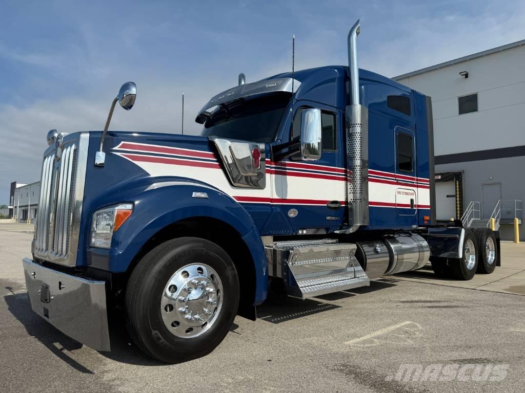 Kenworth W 990 Trækkere