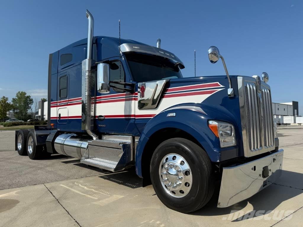Kenworth W 990 Trækkere
