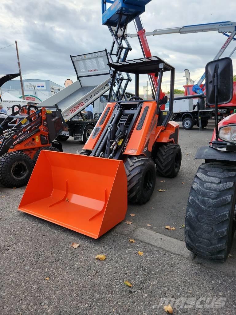 Castloaders 30T Kompakte traktorer