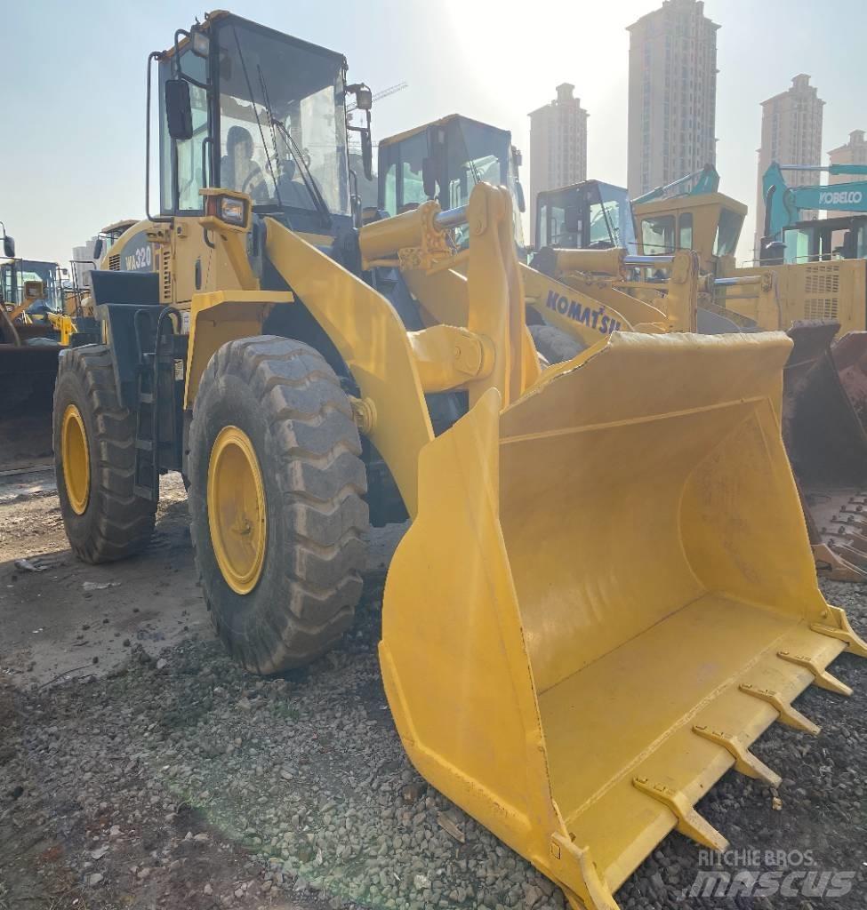 Komatsu WA 320-5 Læssemaskiner på hjul