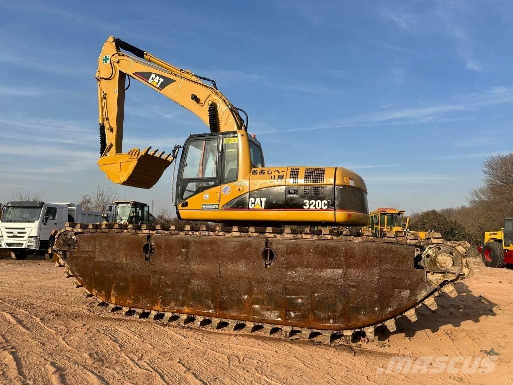CAT 320 C L Amfibiegravemaskine