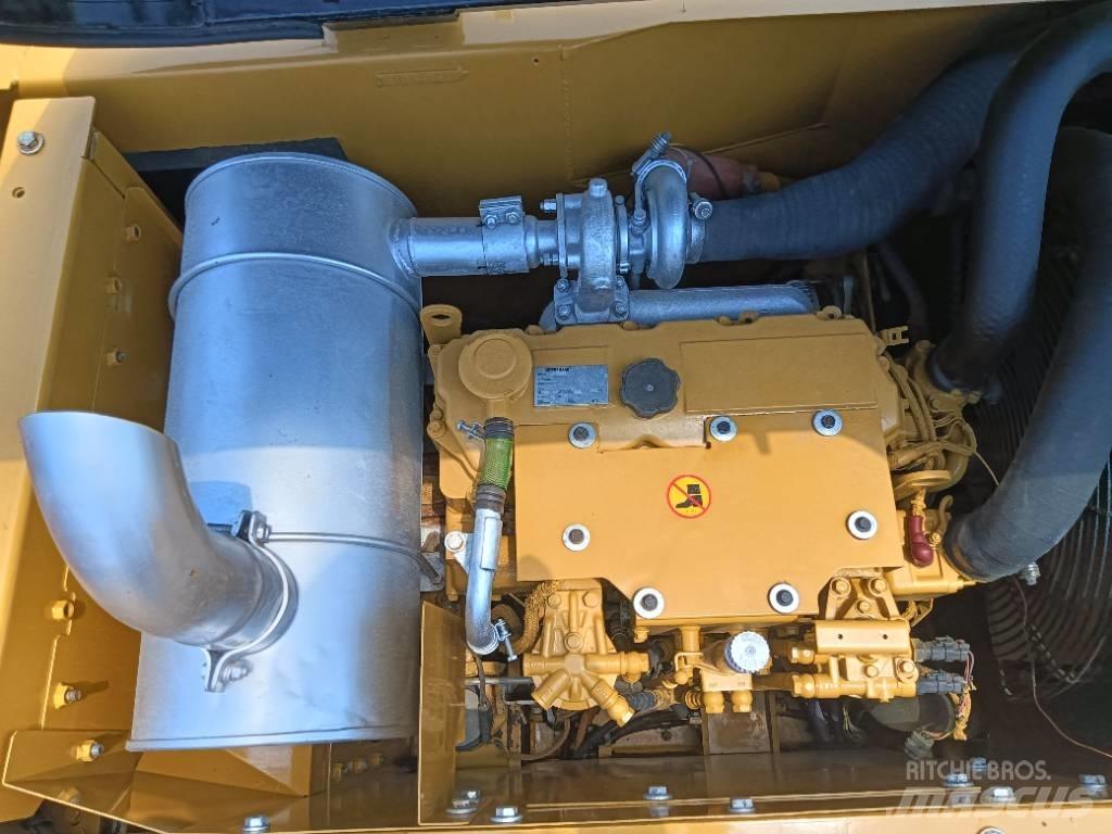 CAT 315D2GC Midi-gravemaskiner 7t - 12t