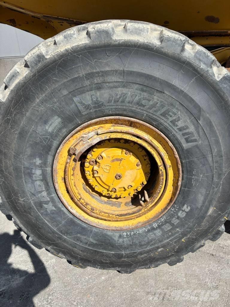 CAT 745 C Terrængående lastbiler