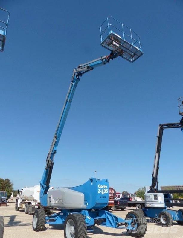 Genie Z135 Bomlifte med knækarm