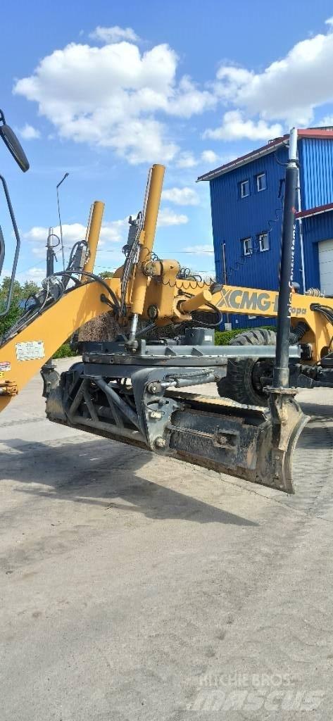 XCMG GR215A Vejhøvle / Gradere