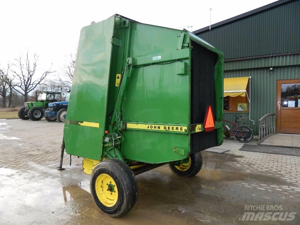 John Deere 550 Rundballe-pressere