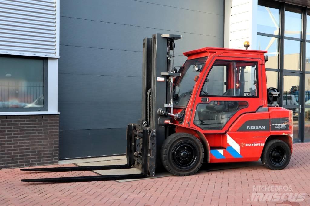 Nissan J1F4A45LY LPG gaffeltrucks