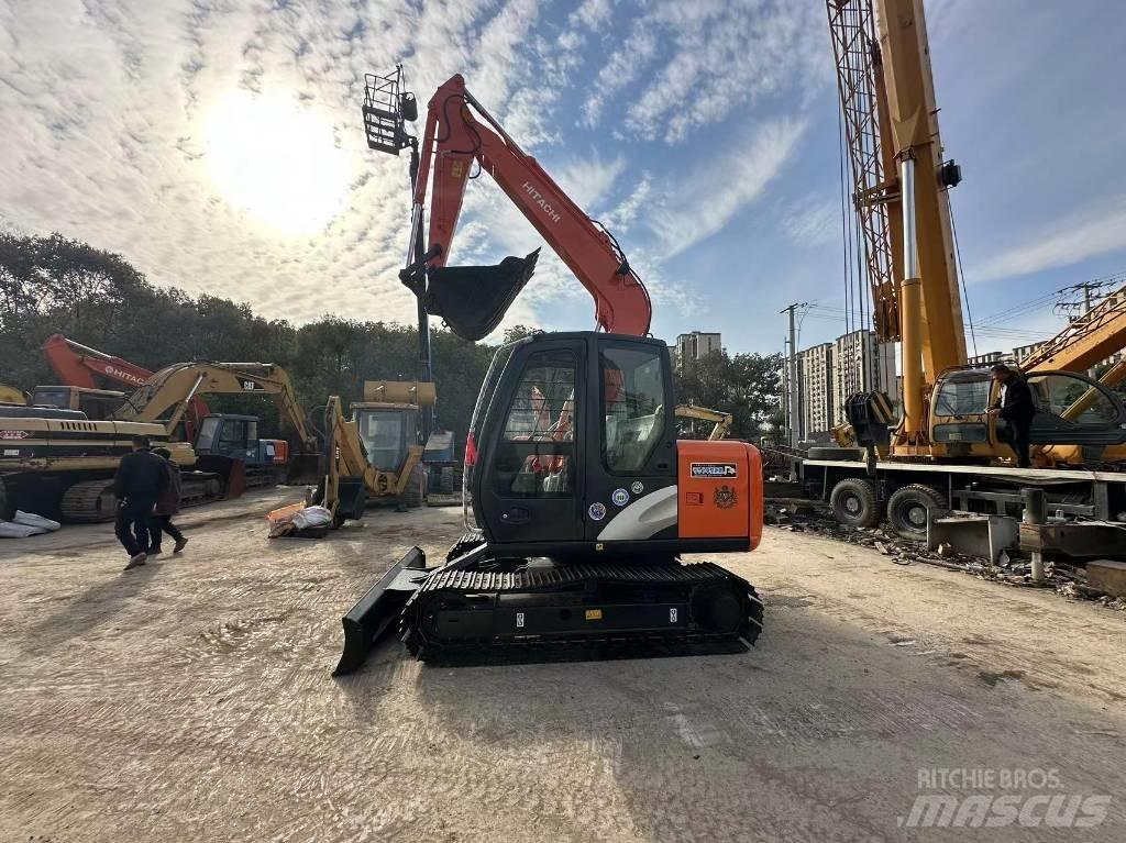 Hitachi ZX 70 Gravemaskiner på larvebånd