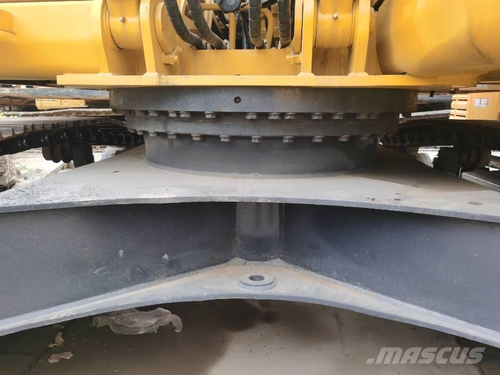 Komatsu PC 220-7 Gravemaskiner på larvebånd