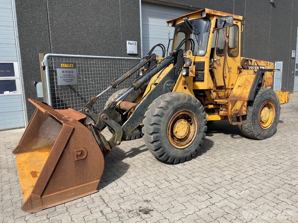Volvo 4300 Læssemaskiner på hjul