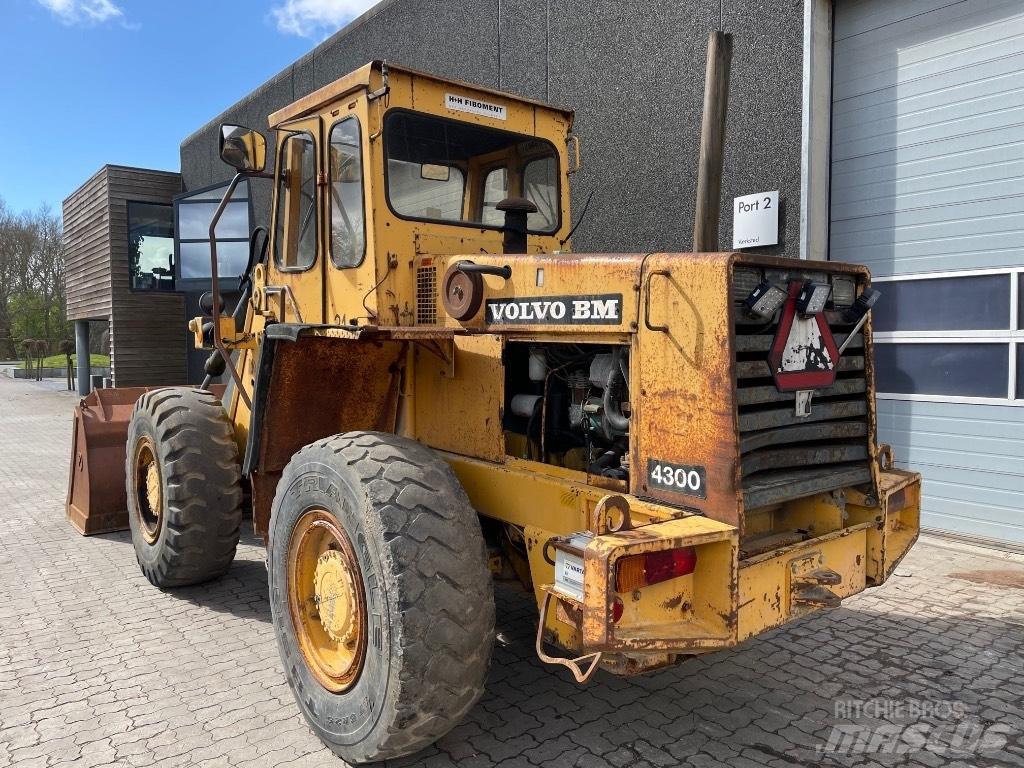 Volvo 4300 Læssemaskiner på hjul