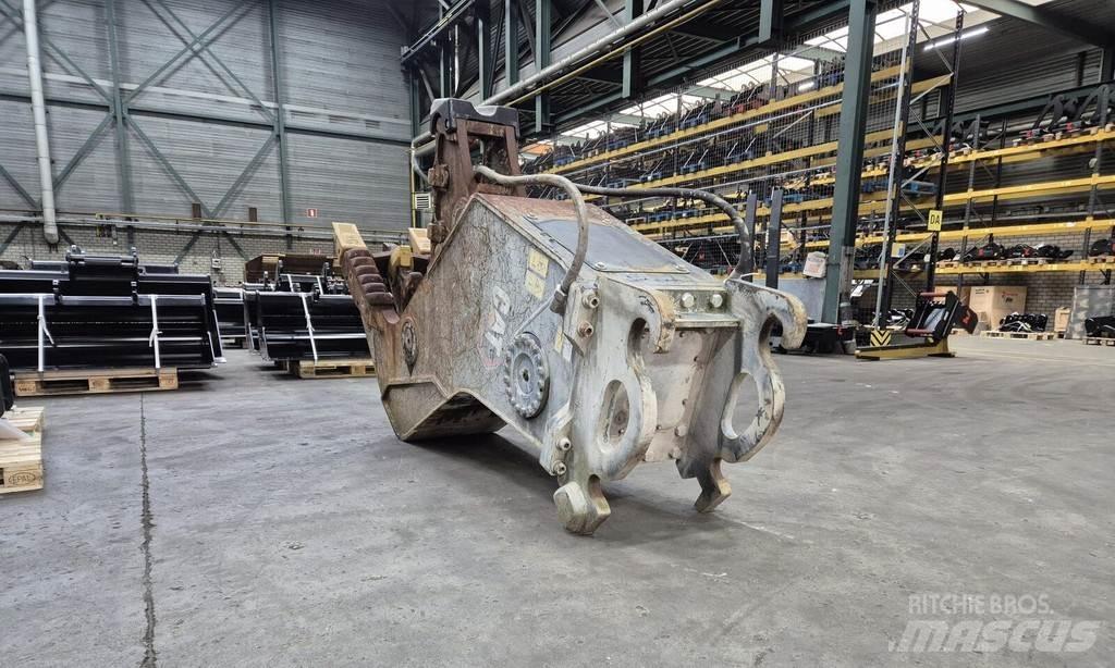 CAT P245-PS Sakse