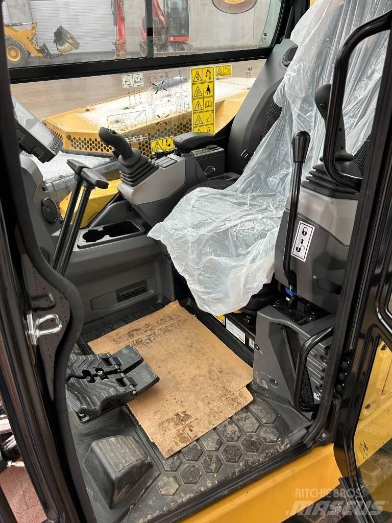 CAT 306 Minigravemaskiner