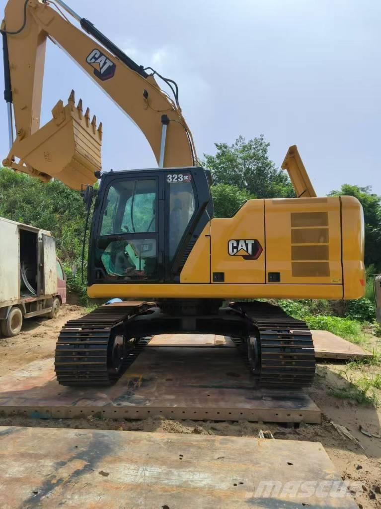 CAT 323 GC Gravemaskiner på larvebånd