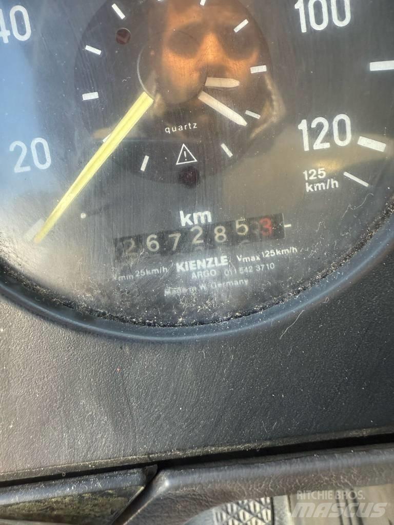 Mercedes-Benz 1735 K Lastbiler med tip