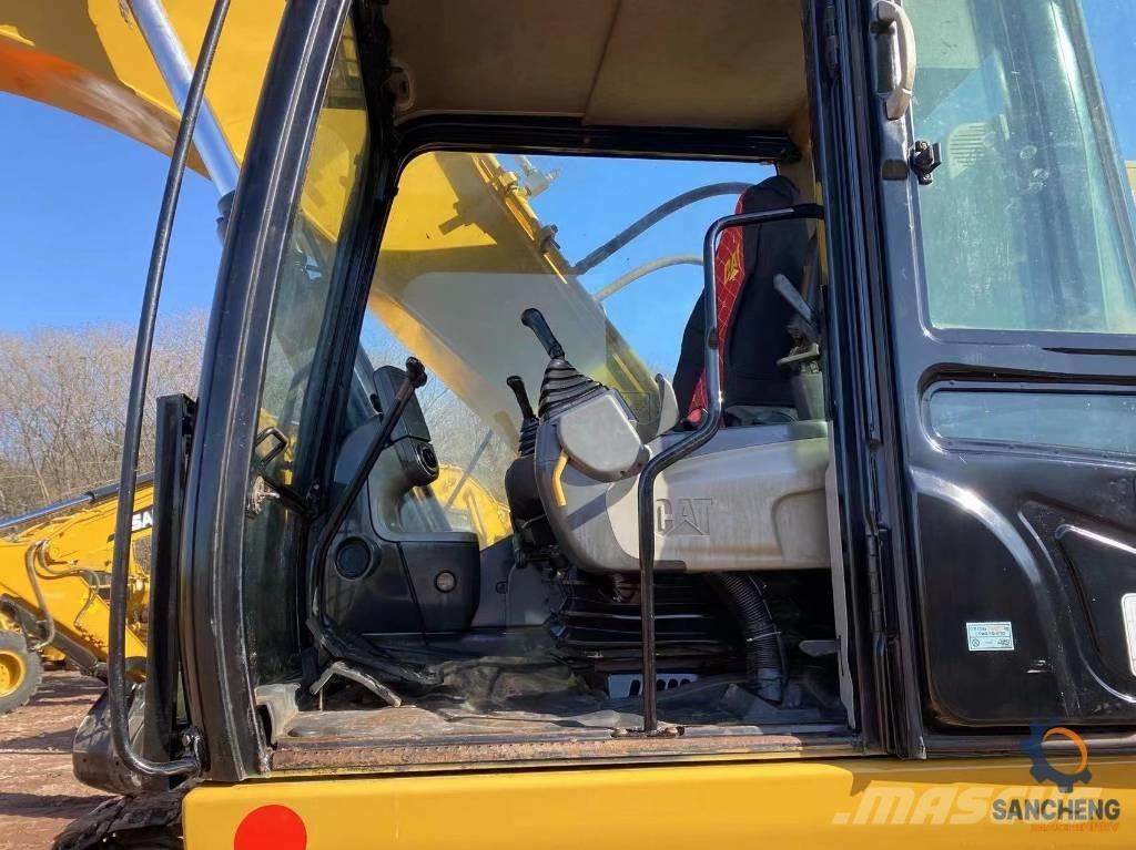 CAT 325D Gravemaskiner på larvebånd