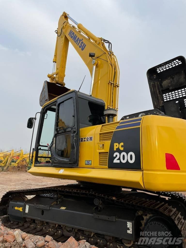 Komatsu 200-8 Gravemaskiner på larvebånd
