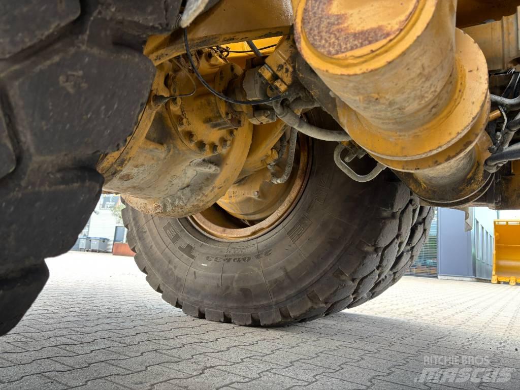 CAT 772G Knækstyrede dumpere