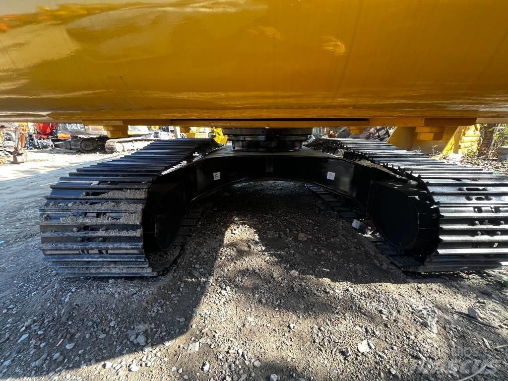 Komatsu PC 220-8 Gravemaskiner på larvebånd
