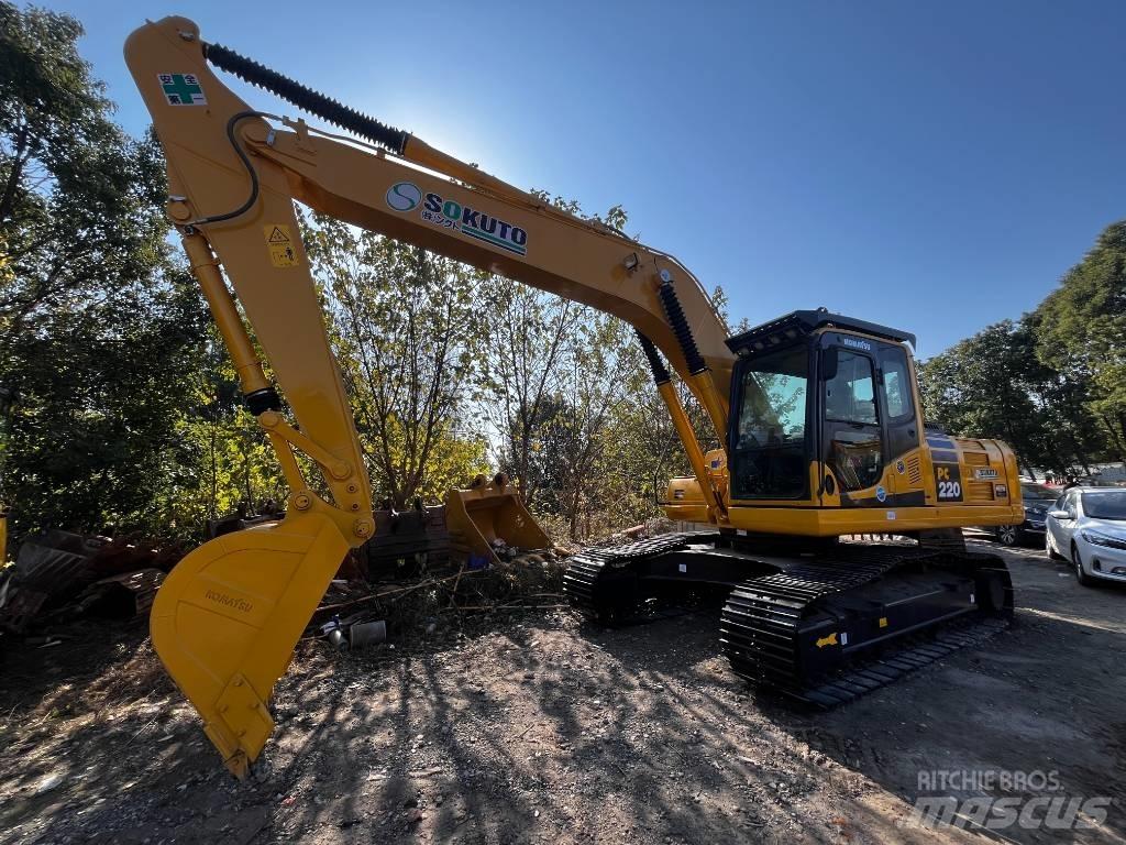 Komatsu PC 220-8 Gravemaskiner på larvebånd
