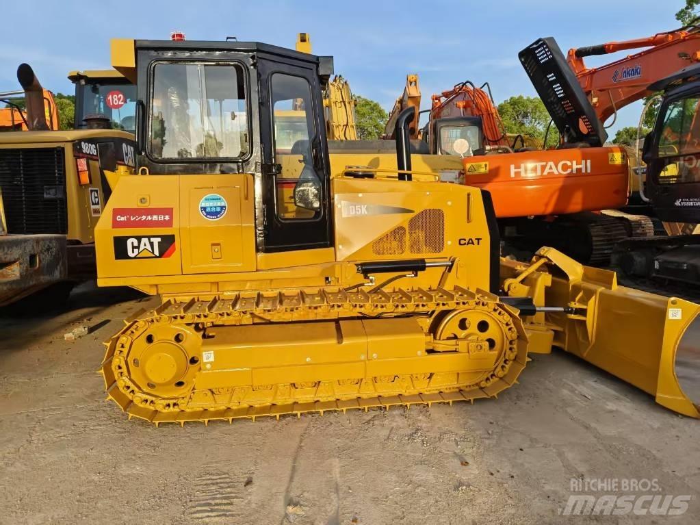 CAT D 5 K Bulldozer på larvebånd