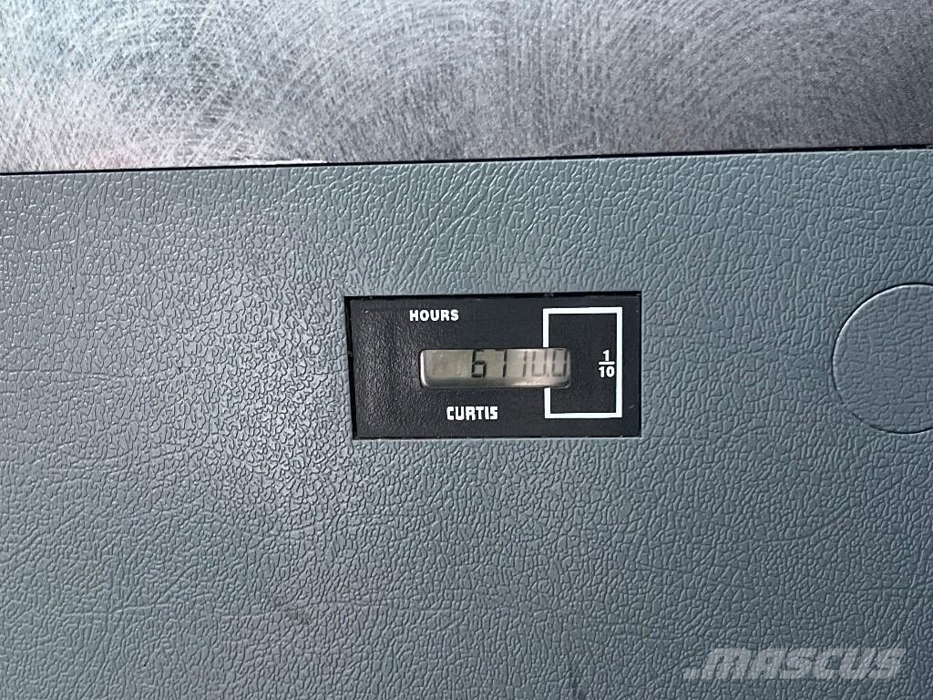 Hyundai HX140L Gravemaskiner på larvebånd