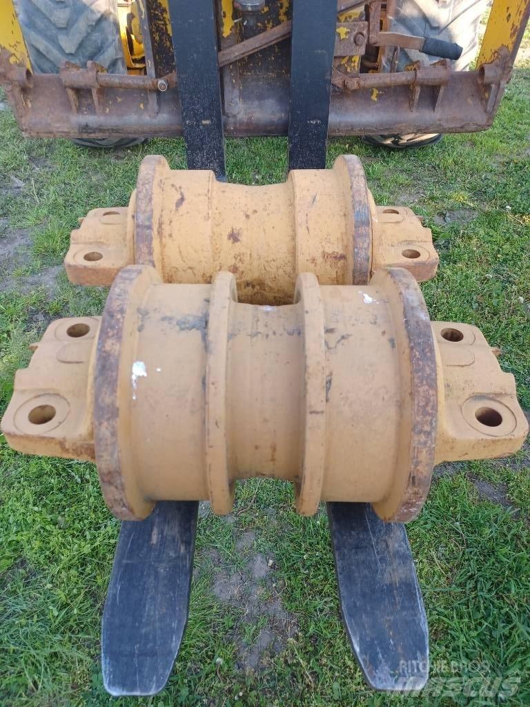 Komatsu D 155 Bånd, kæder og understel