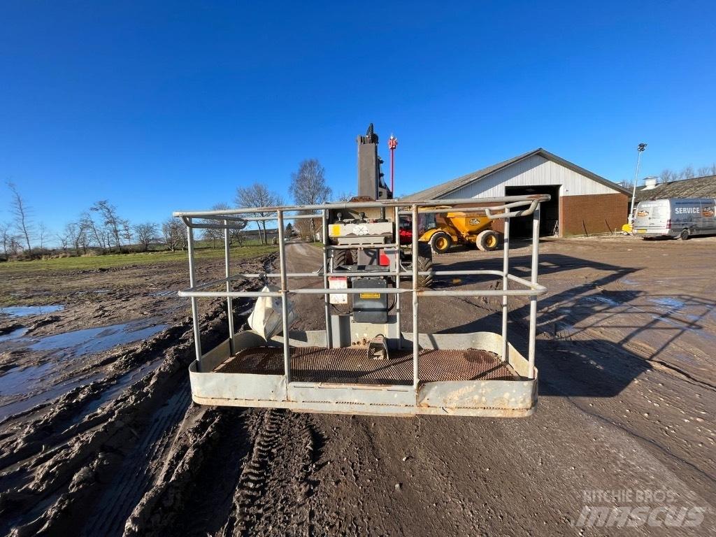 Manitou 200 ATJ Bomlifte med knækarm