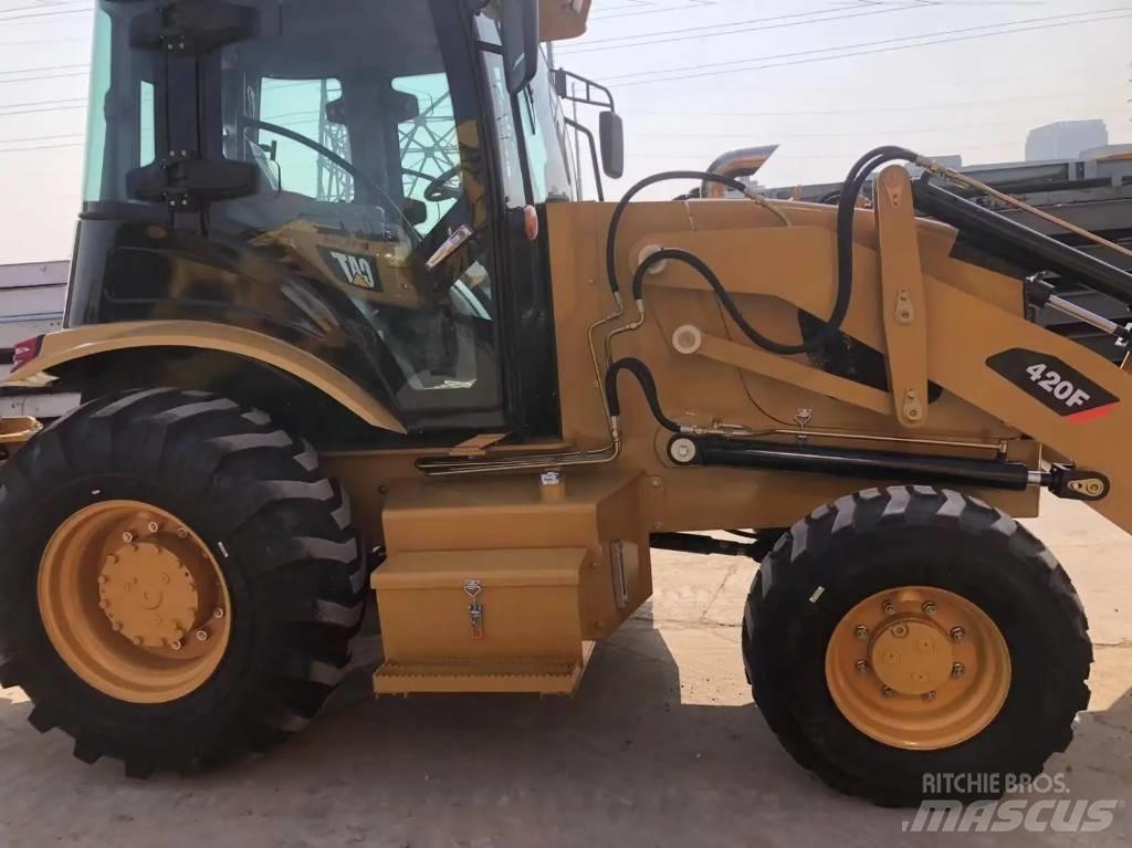 CAT 420 F Rendegravere