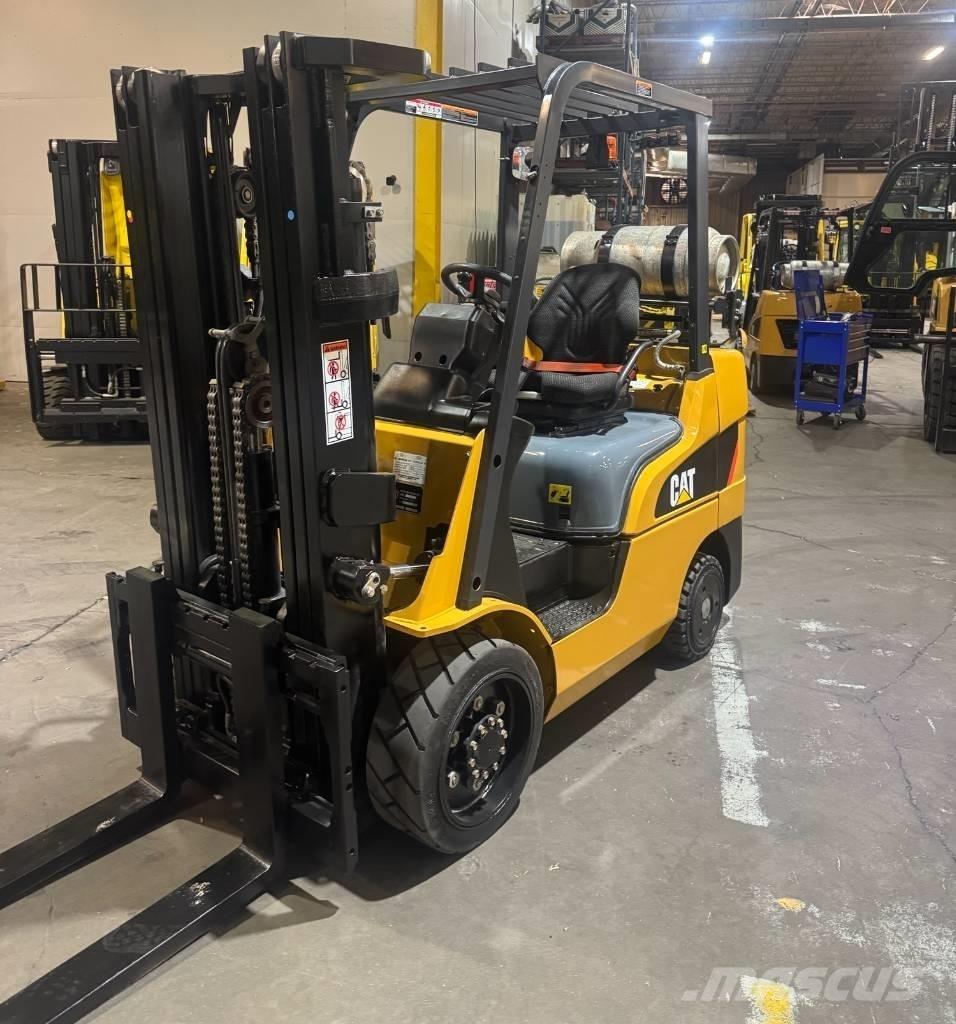 CAT 2C 6000 Gaffeltrucks - andre