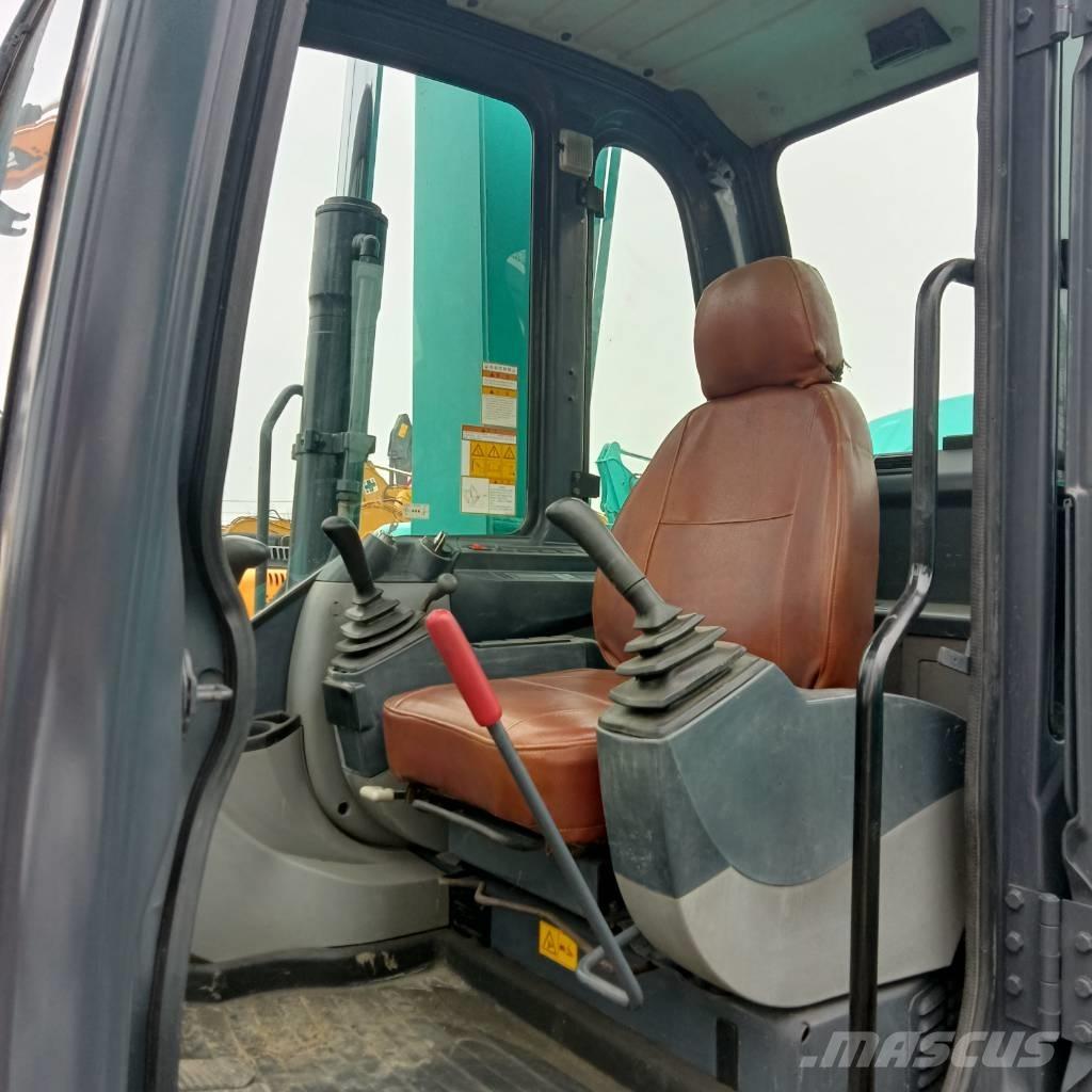Kobelco SK75-8 Midi-gravemaskiner 7t - 12t