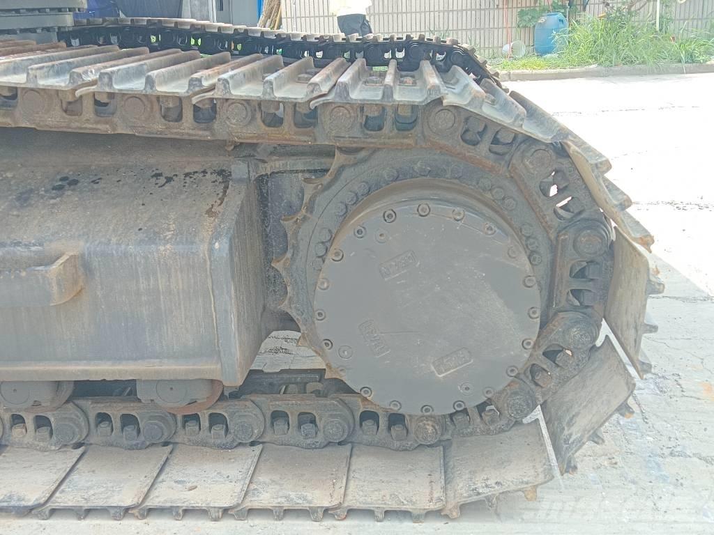 Hyundai R220LC-9S Gravemaskiner på larvebånd