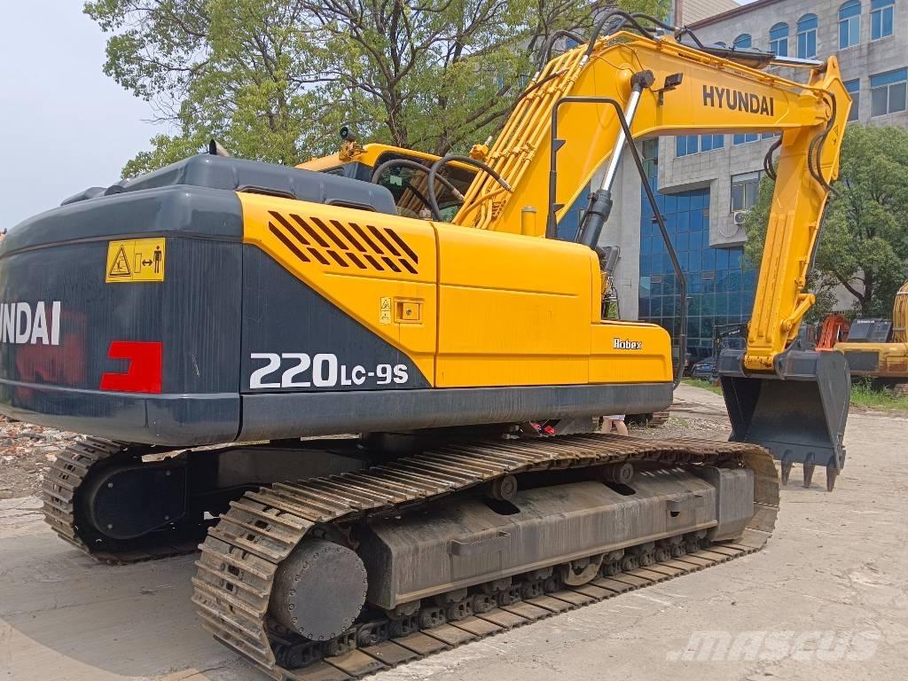 Hyundai R220LC-9S Gravemaskiner på larvebånd