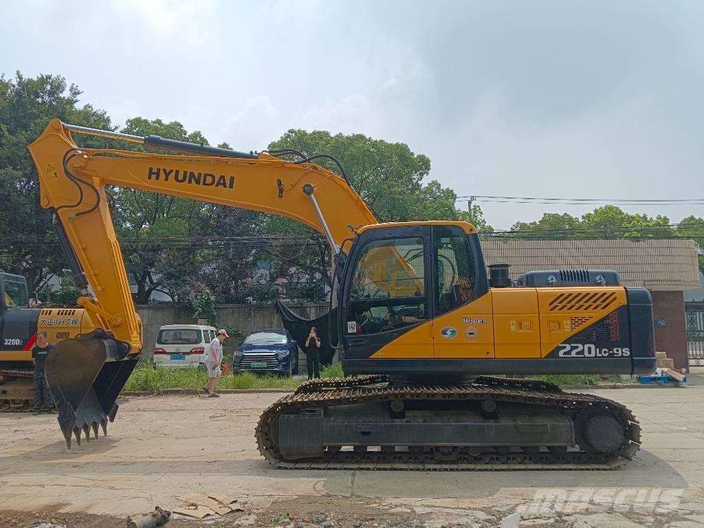 Hyundai R220LC-9S Gravemaskiner på larvebånd