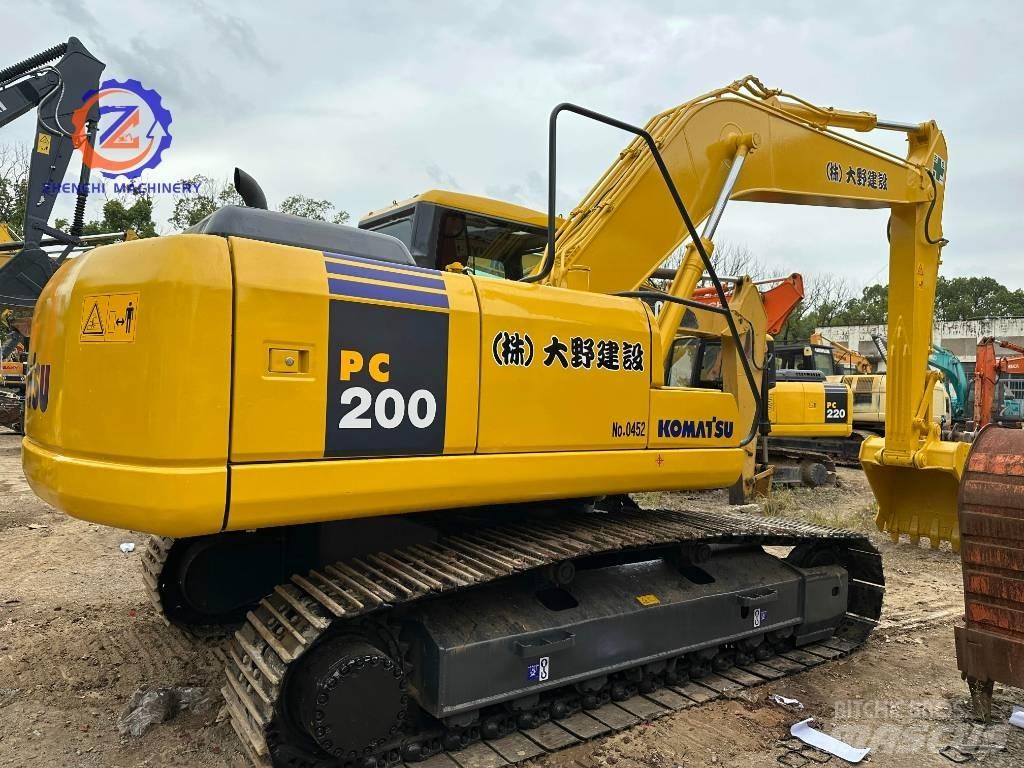 Komatsu PC 200-7 Gravemaskiner på larvebånd