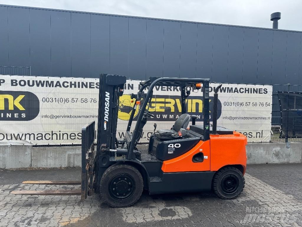 Doosan D 40 SC-7 Diesel gaffeltrucks