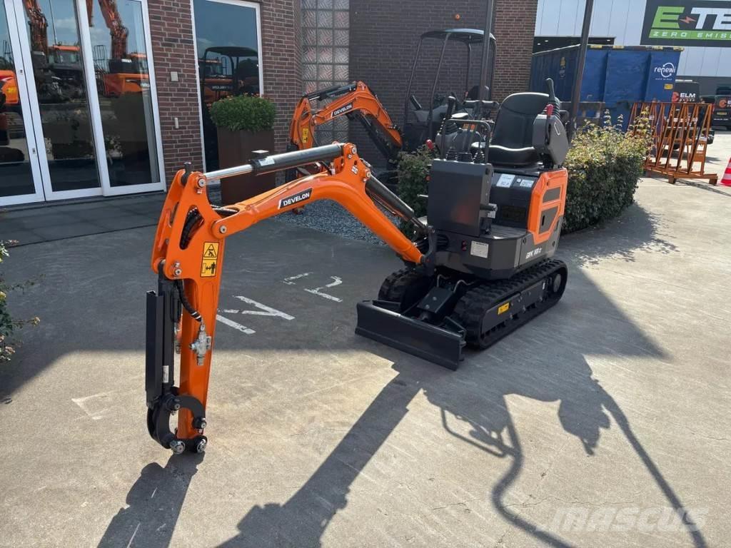 Develon DX10Z-7 Minigravemaskiner