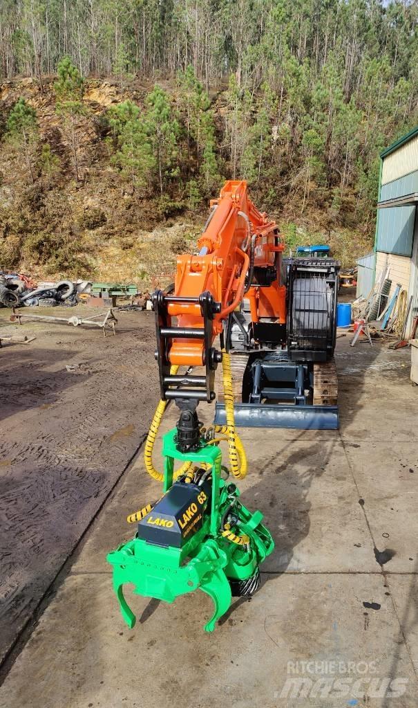 Hitachi ZX 210 Gravemaskiner på larvebånd