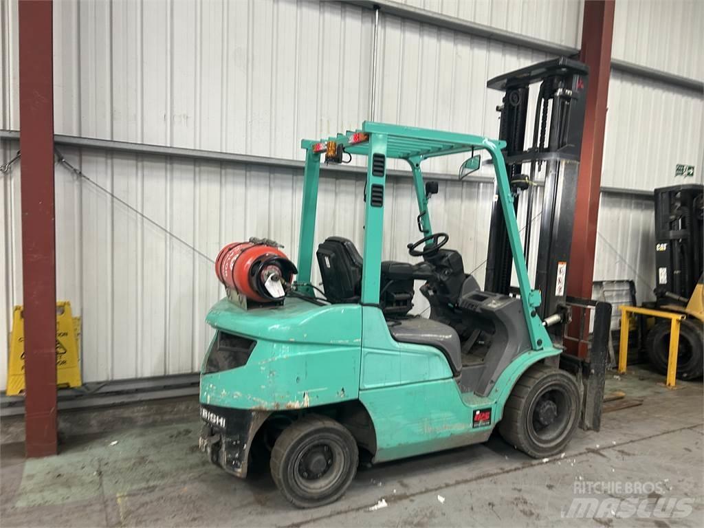 Mitsubishi FG30NT LPG gaffeltrucks
