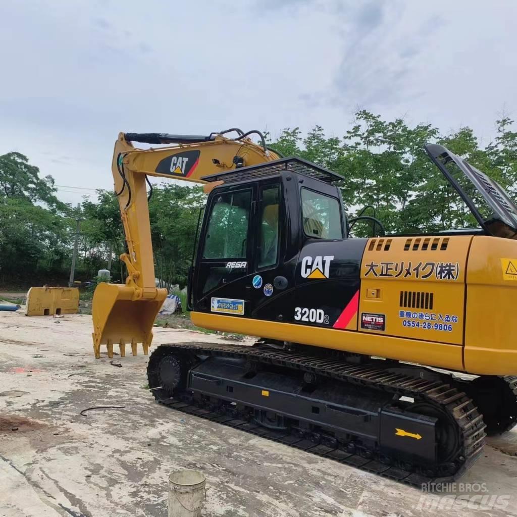 CAT 320D2 Gravemaskiner på larvebånd