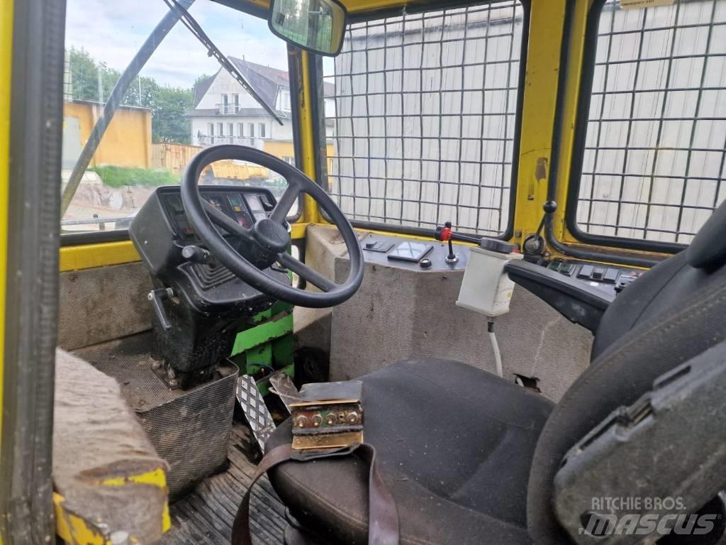 LKT 82 Skider Udslæbningstraktorer