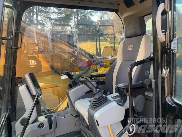CAT 330 F LN Gravemaskiner på larvebånd