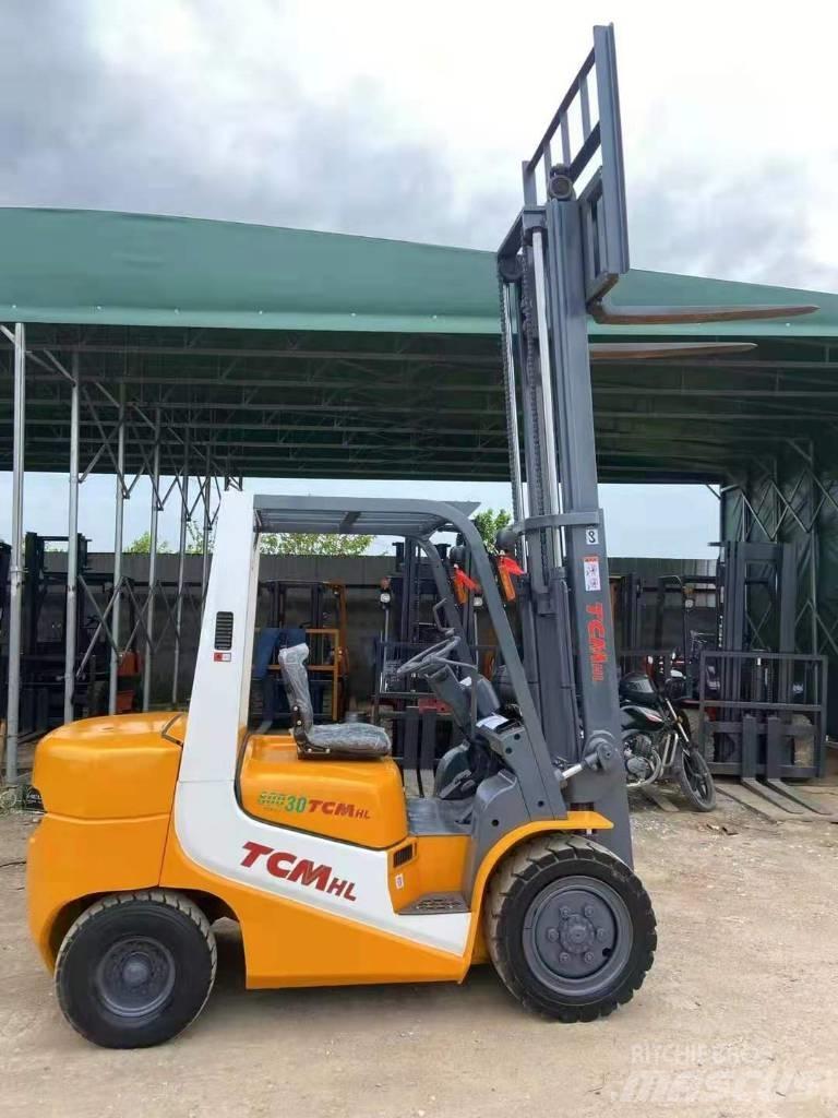 TCM FD30 Diesel gaffeltrucks