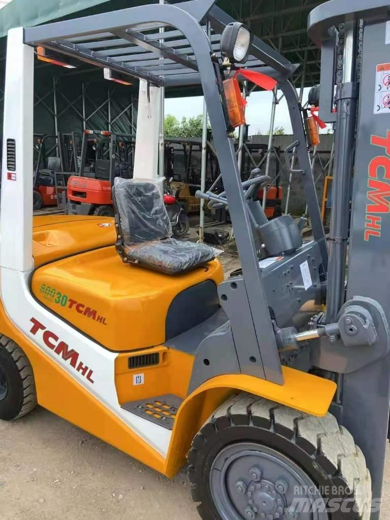 TCM FD30 Diesel gaffeltrucks