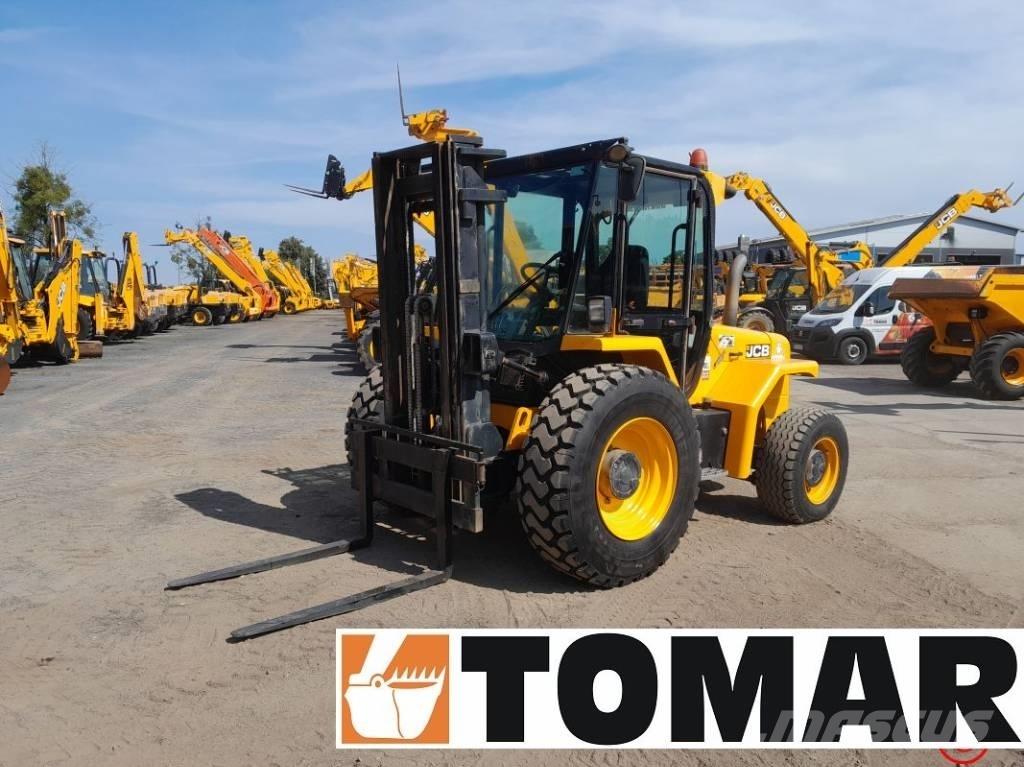 JCB 930-4 Terrængående gaffeltruck