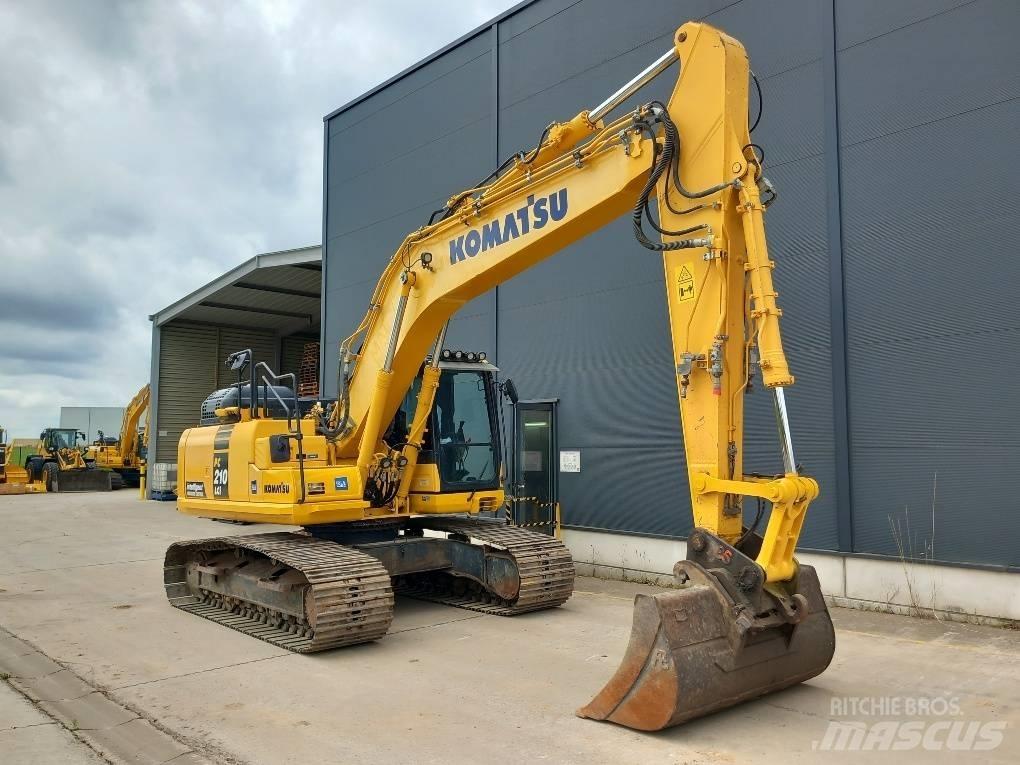 Komatsu PC210LCI-11 Gravemaskiner på larvebånd