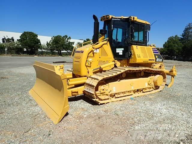 Komatsu D61EX-24 Bulldozer på larvebånd