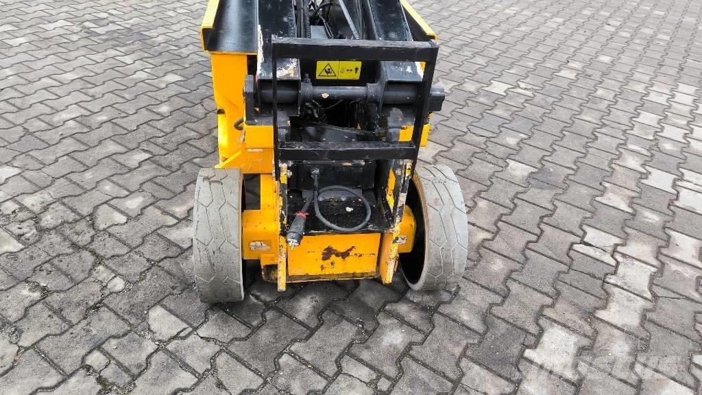 JLG 2030 ES Saxlifte