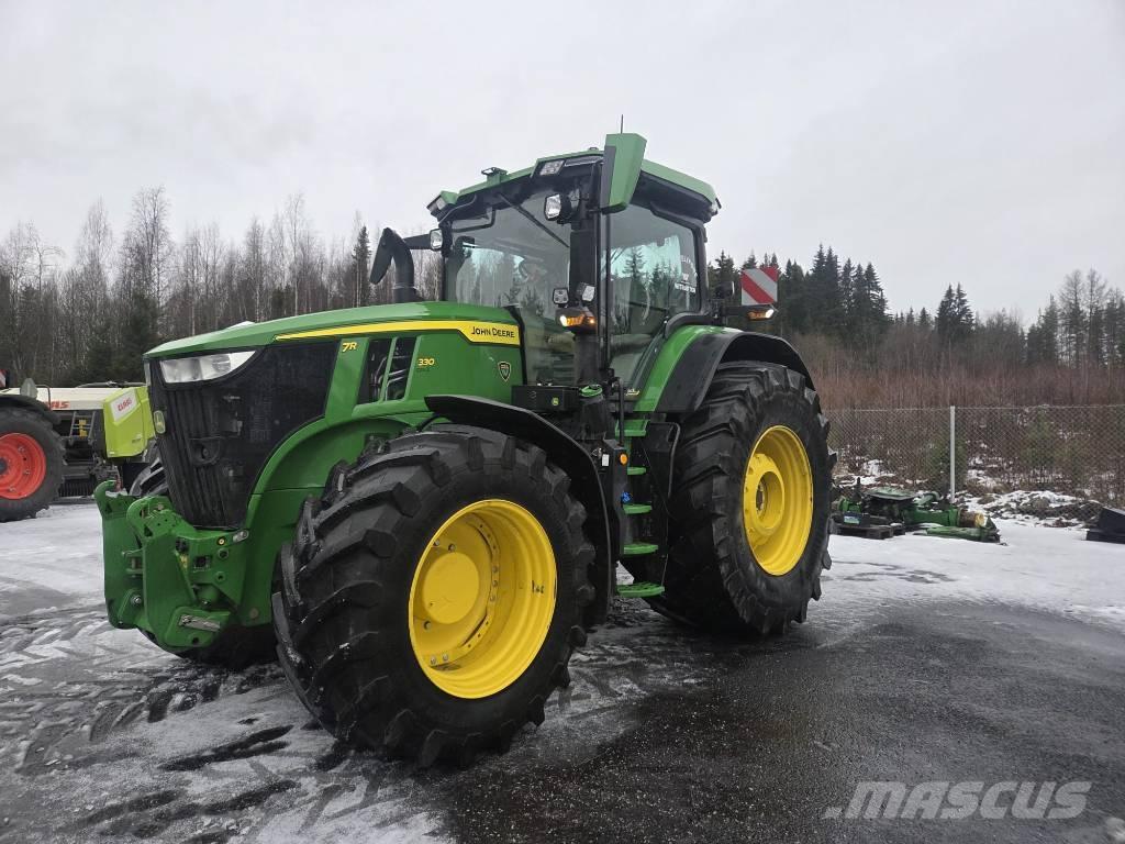 John Deere 7R 330 Traktorer